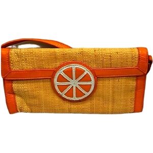 👛 SONDRA ROBERTS straw bag with orange slice detail
